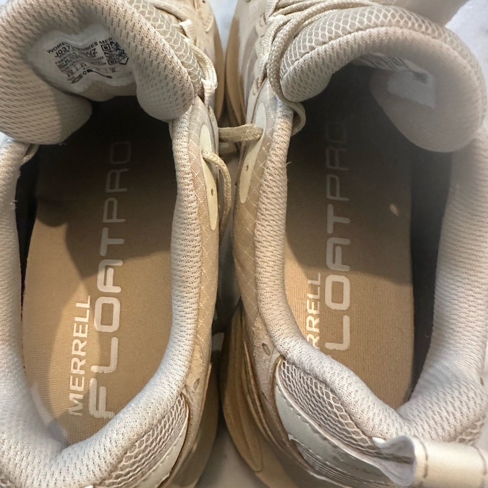 Merrell Women's Tan Athletic Shoes - Picture 6 of 7